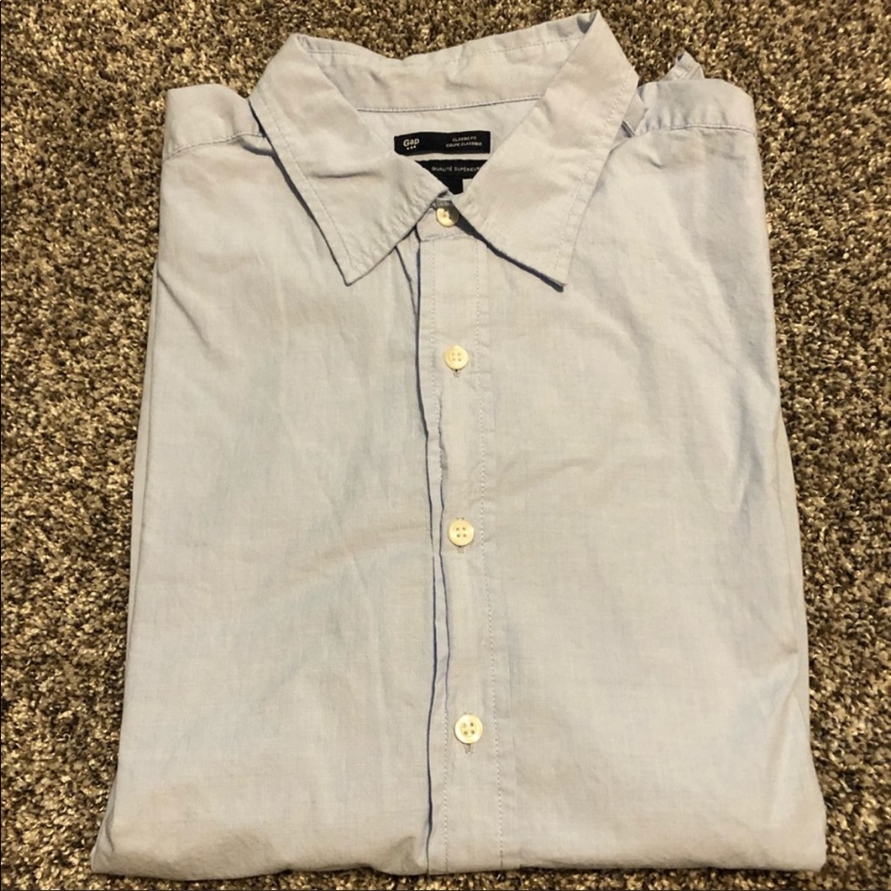 Men’s Gap Button Shirt